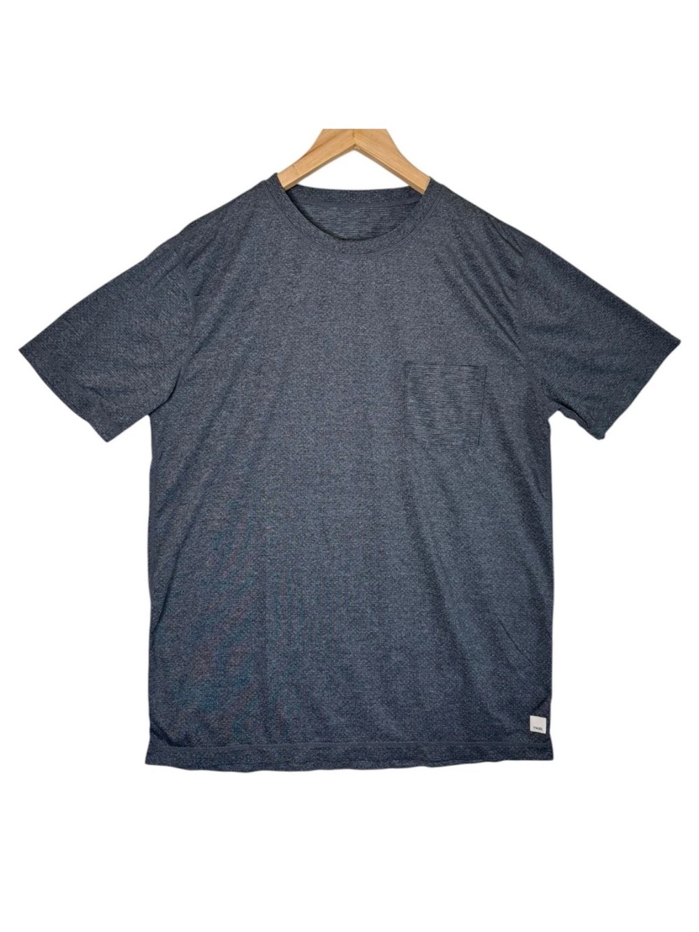 Vuori Tradewind Performance Tee 2.0 Short Sleeve Athletic Shirt Gray Men's Large